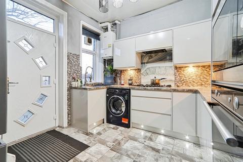 3 bedroom terraced house for sale, Farfield Terrace, Bradford