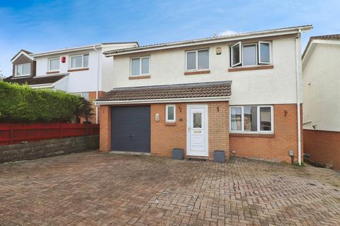 4 bedroom detached house for sale, Teifi Drive, Barry