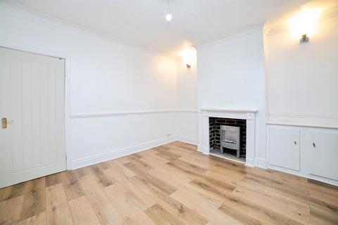 4 bedroom end of terrace house for sale, Campbell Street, Nottingham NG16