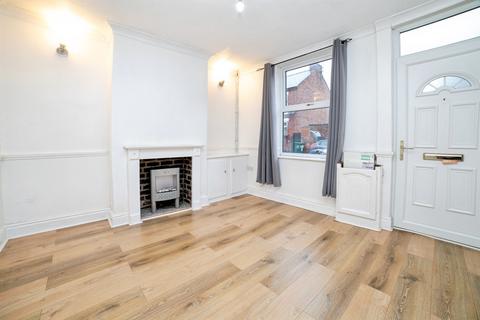 4 bedroom end of terrace house for sale, Campbell Street, Nottingham NG16