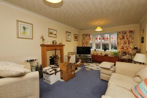 undefined, Blackthorn Close, Gainsborough
