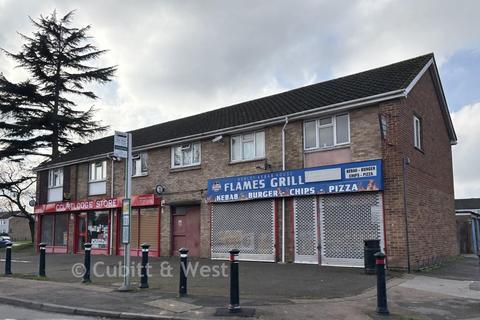 3 bedroom terraced house for sale, Thornton Place, Horley, Surrey