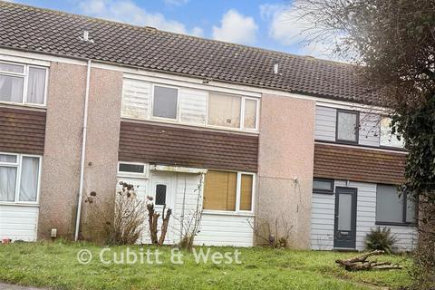 3 bedroom terraced house for sale, Thornton Place, Horley RH6