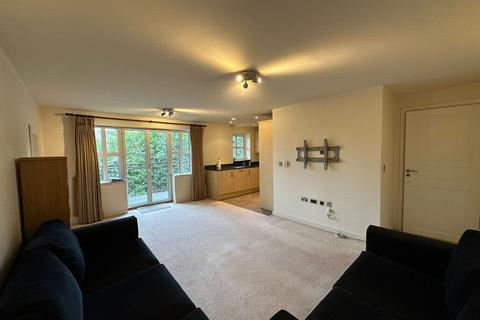 2 bedroom flat to rent, Wynsmere Court, Green Dragon Lane, Winchmore Hill, N21