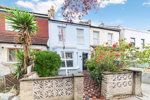 3 bedroom terraced house for sale, Moffat Road, Thornton Heath