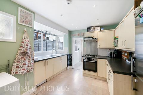 3 bedroom terraced house for sale, Moffat Road, Thornton Heath