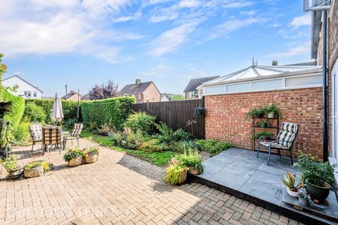 3 bedroom semi-detached house for sale, Brambletye Park Road, Redhill