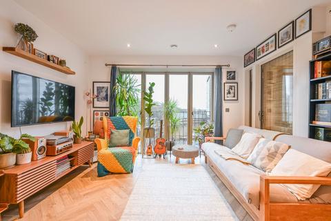 1 bedroom flat for sale, Grovelea Court, LONDON E3