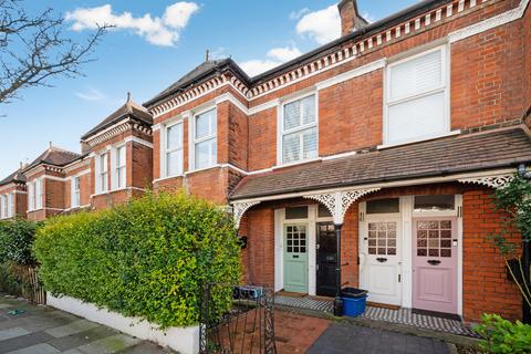 3 bedroom maisonette for sale, Kingsway, London