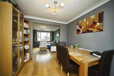 undefined, Broughton Close, Taunton