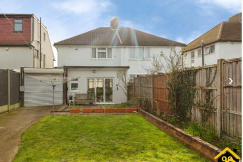 3 bedroom semi-detached house for sale, Curzon Avenue, Stanmore, United Kingdom, HA7