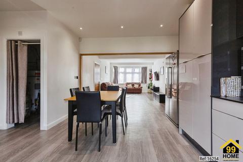 3 bedroom semi-detached house for sale, Curzon Avenue, Stanmore, United Kingdom, HA7