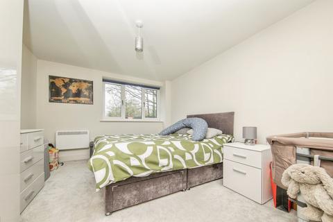 2 bedroom apartment for sale, Earlswood Way, COLCHESTER