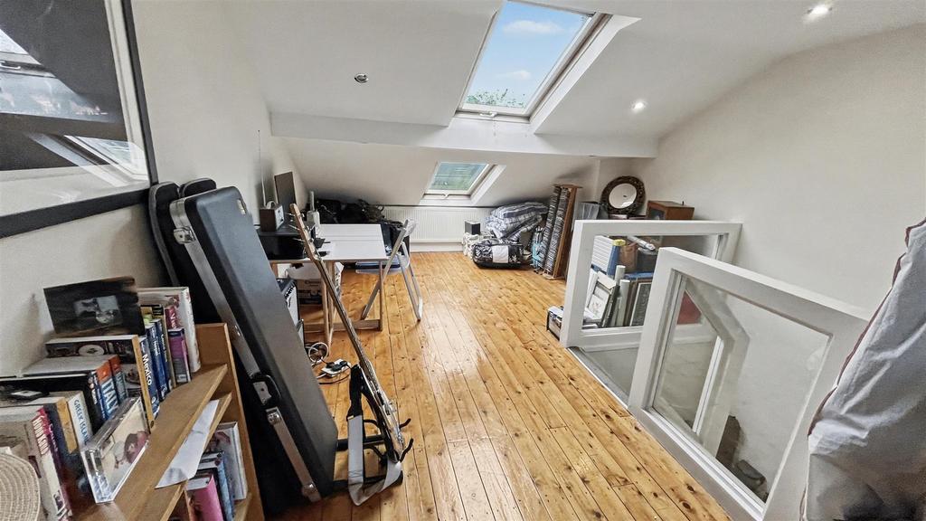 Top Floor Bedroom Three
