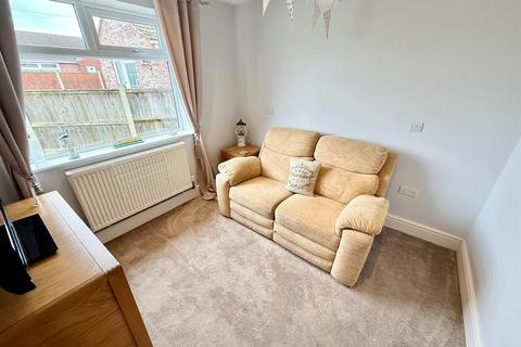 2 bedroom detached bungalow for sale, Nightingale Close, Scratby, Great Yarmouth