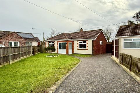 2 bedroom detached bungalow for sale, Nightingale Close, Scratby, Great Yarmouth