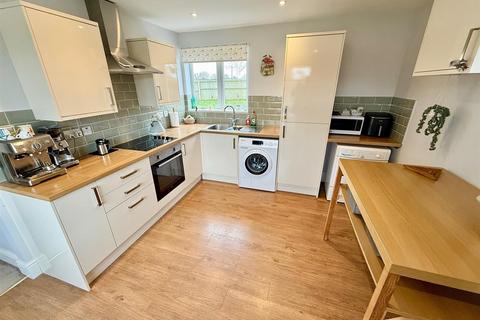 2 bedroom detached bungalow for sale, Nightingale Close, Scratby, Great Yarmouth