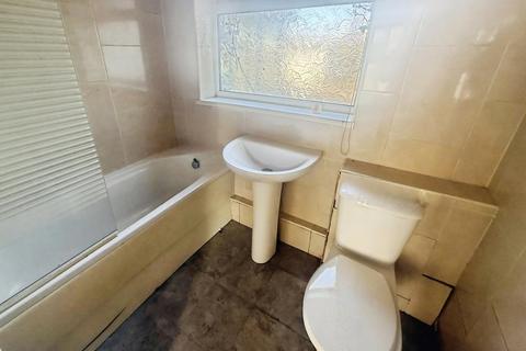 undefined, Field House Road, Grimsby DN36