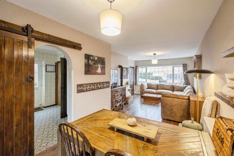3 bedroom semi-detached house for sale, St. Pauls Parade, Scawsby, Doncaster