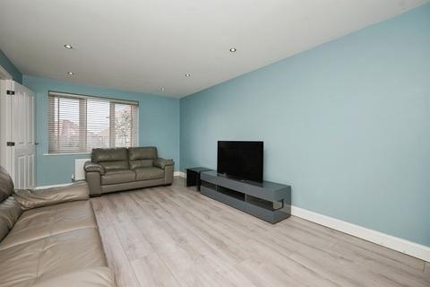 4 bedroom detached house for sale, Rhondda Vale, Aylesham, Canterbury