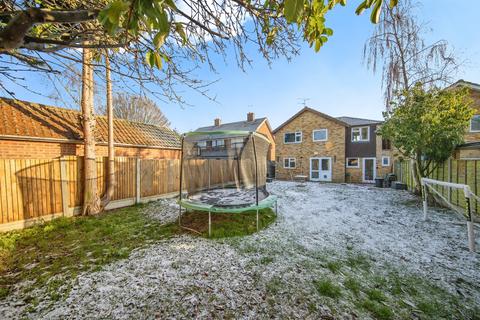 4 bedroom detached house for sale, Chalfont Road, Colchester