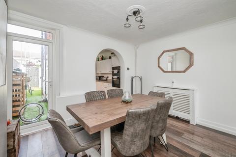 4 bedroom terraced house for sale, Frederick Road, Great Yarmouth