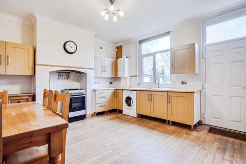 3 bedroom terraced house for sale, Avondale Street, WAKEFIELD
