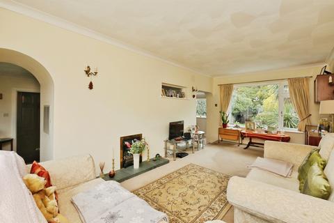 3 bedroom detached house for sale, Riverside Drive, Sprotbrough, Doncaster