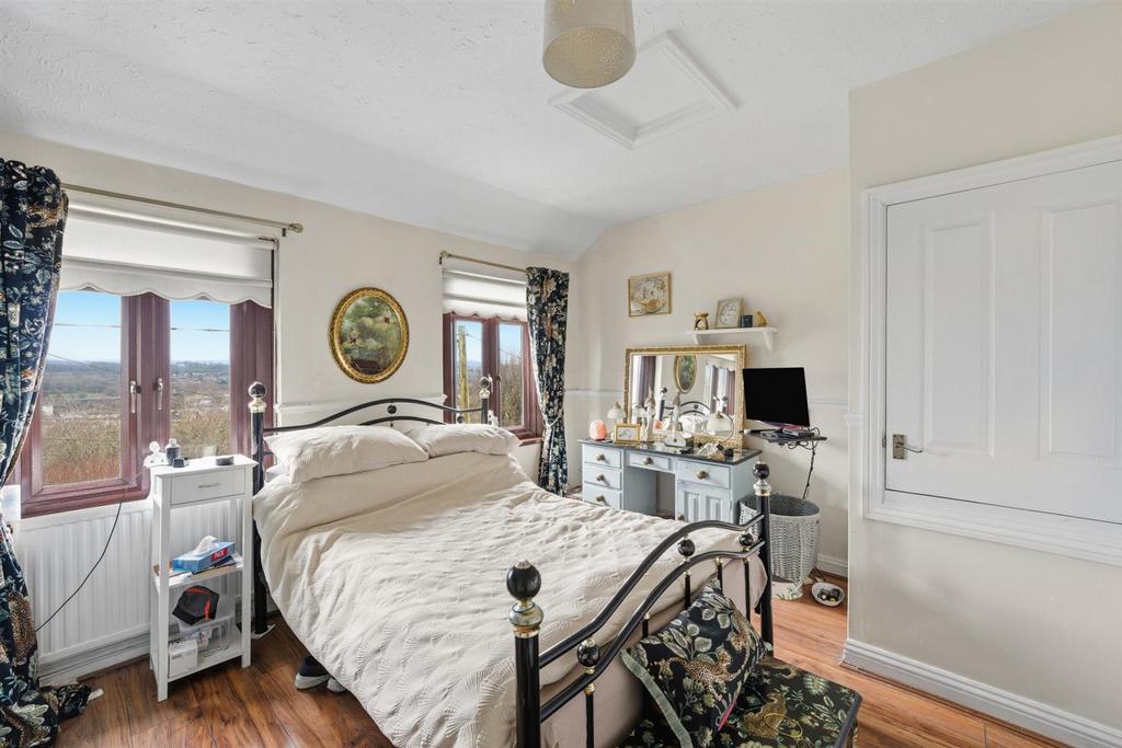 8 St Dials Rd-13.jpg