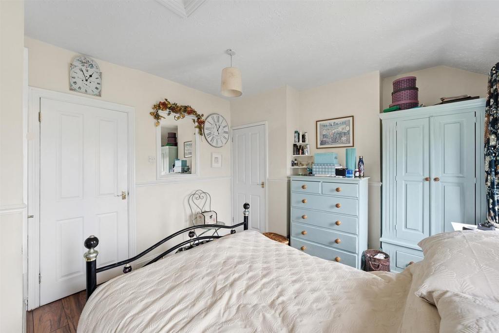 8 St Dials Rd-14.jpg
