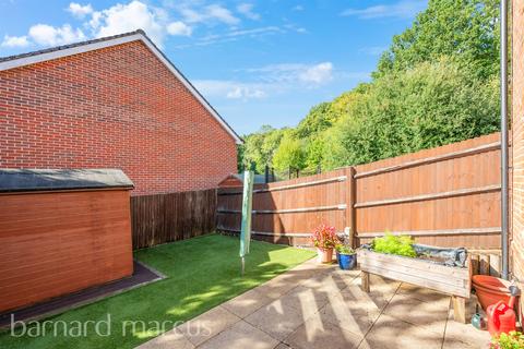 3 bedroom end of terrace house for sale, Thrower Place, Dorking
