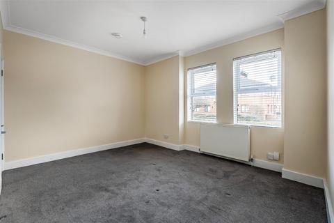 1 bedroom apartment for sale, THE STREET, ASHTEAD, KT21