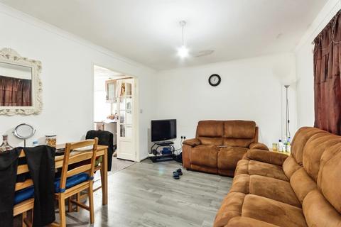 2 bedroom detached bungalow for sale, Wigman Road, Nottingham