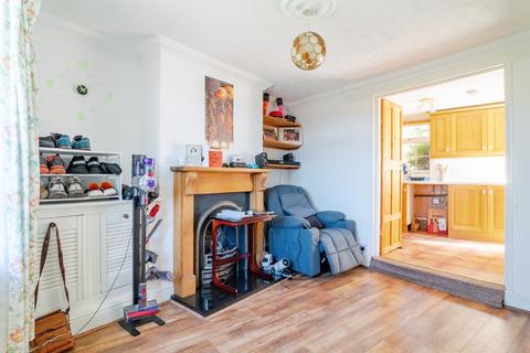 2 bedroom detached house for sale, Silver Street, Newport Pagnell