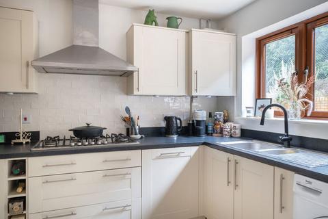undefined, Foxdown, Overton, Basingstoke, RG25 3JQ