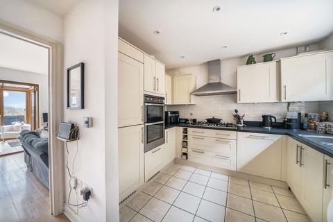 undefined, Foxdown, Overton, Basingstoke, RG25 3JQ