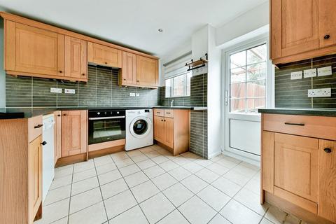 3 bedroom terraced house for sale, Oakfields Close, Stevenage
