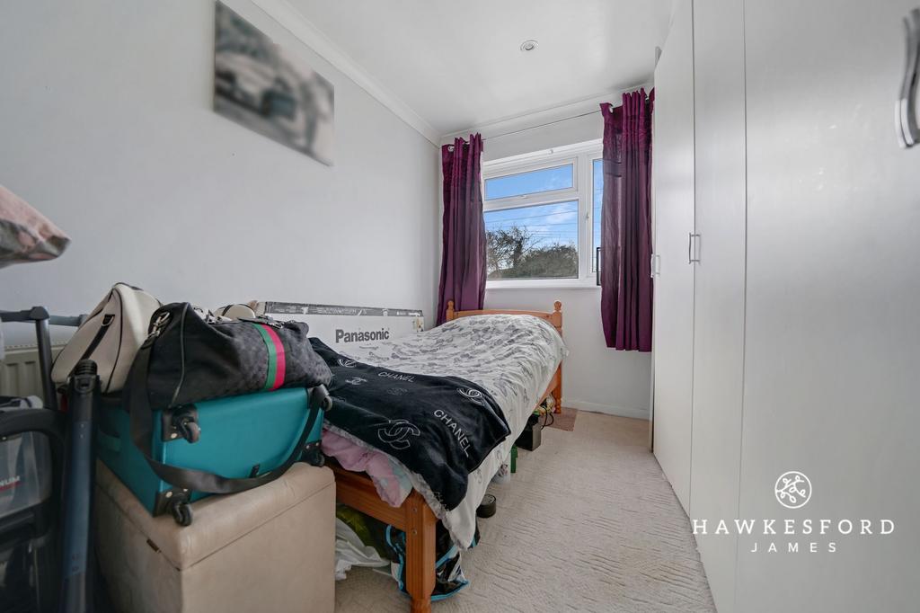 Middletune Avenue, Sittingbourne - Bedroom 4