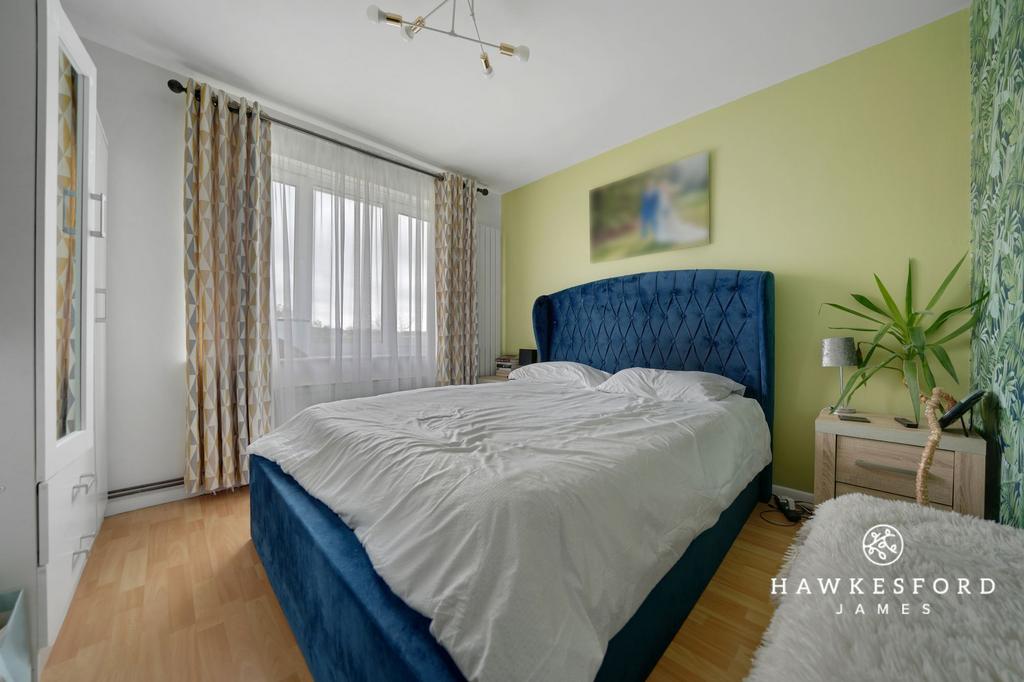 Middletune Avenue, Sittingbourne - Bedroom 2