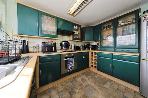 3 bedroom semi-detached house for sale, Cherry Tree Walk, Stourport-On-Severn