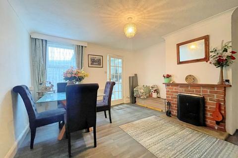 2 bedroom property for sale, Station Road, Tollesbury, Maldon, CM9