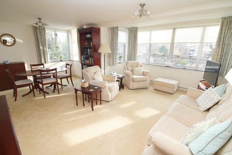 3 bedroom apartment for sale, Sussex Court, Eaton Road, Hove.