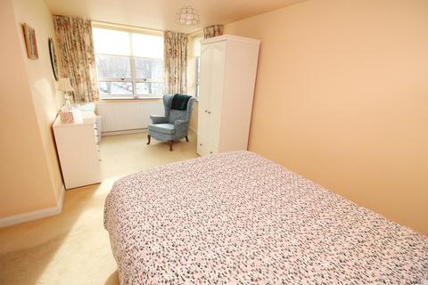 3 bedroom apartment for sale, Sussex Court, Eaton Road, Hove.