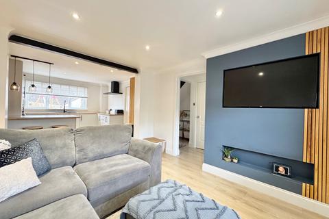 undefined, Parkhill, Erskine