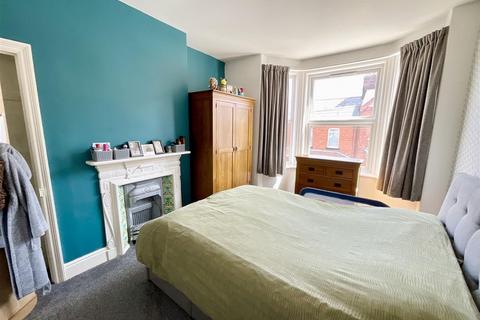 3 bedroom house for sale, Tennyson Avenue, Scarborough, YO12