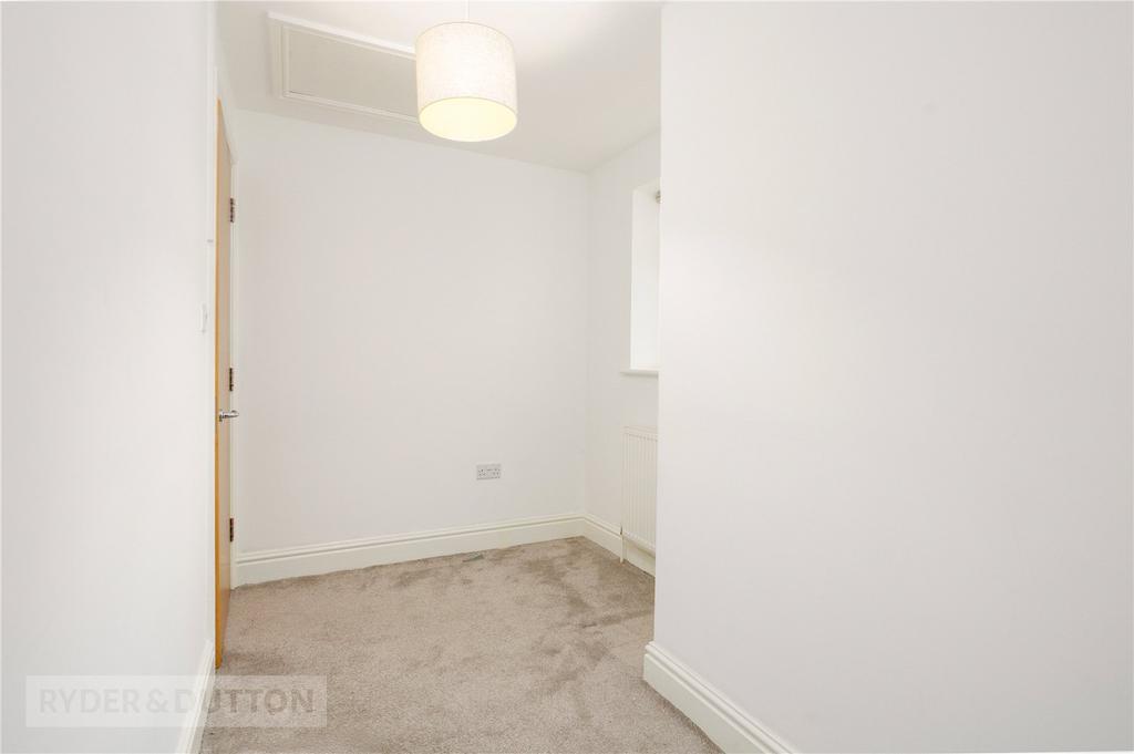 Bedroom / Office