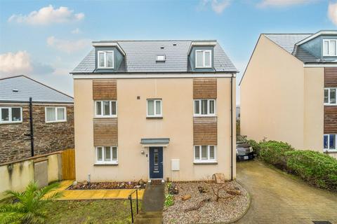 4 bedroom detached house for sale, Tyller Hernen, St. Austell