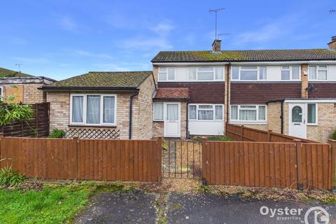 4 bedroom semi-detached house to rent, Leaholme Way, Ruislip, HA4