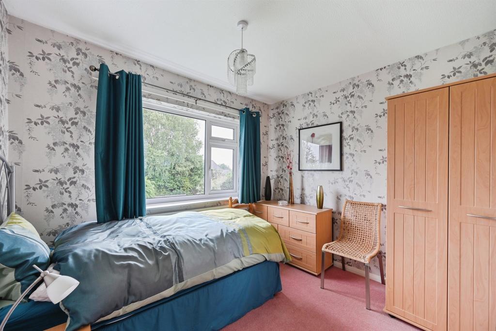 Bedroom: