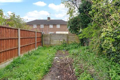 5 bedroom house to rent, Ambleside Road, London NW10